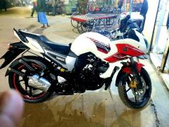 Yamaha FZs